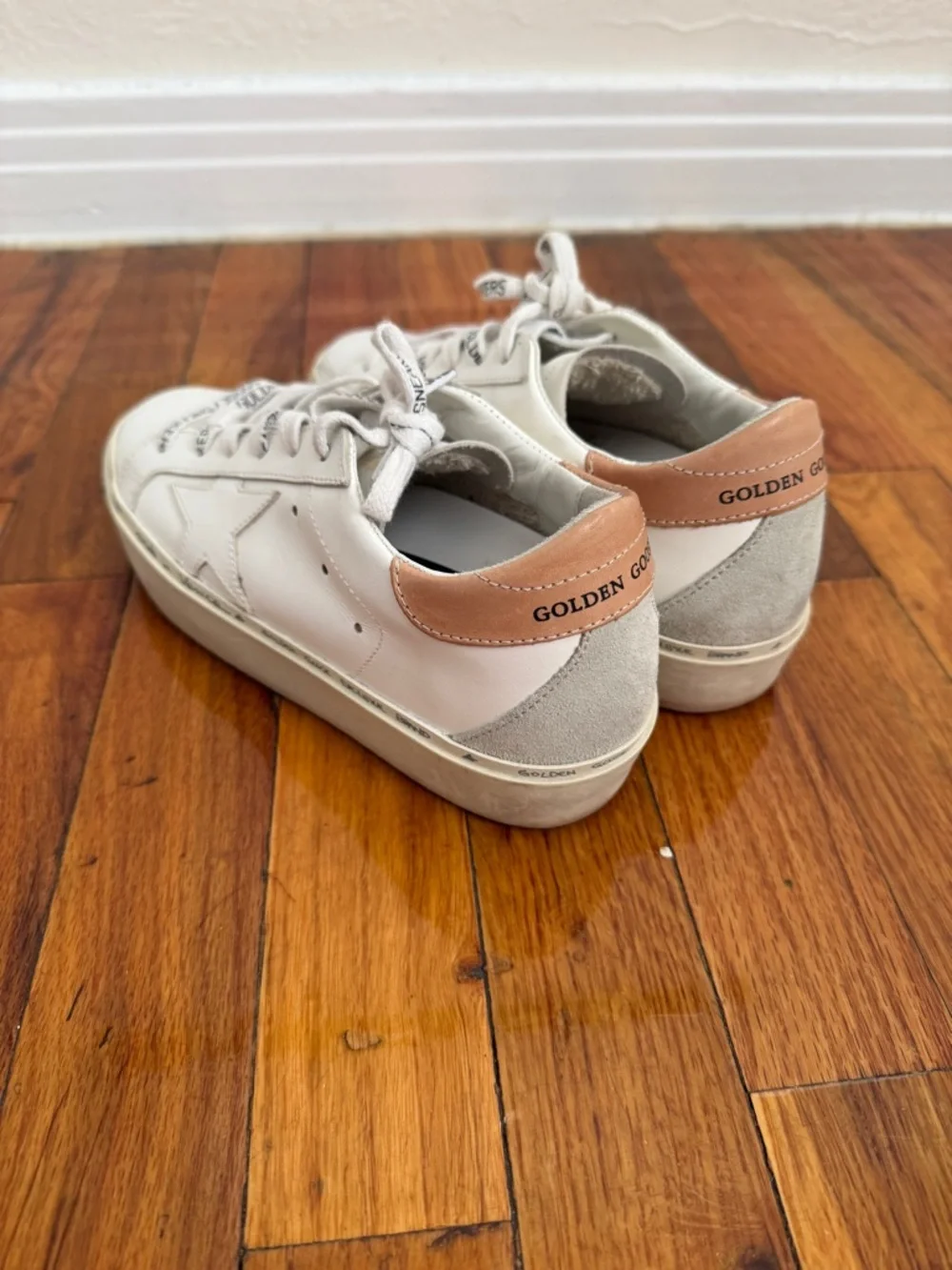 Golden Goose Hi Star White Leather Low-Top Sneakers with Tan Heel Accent - Picture 3 of 10